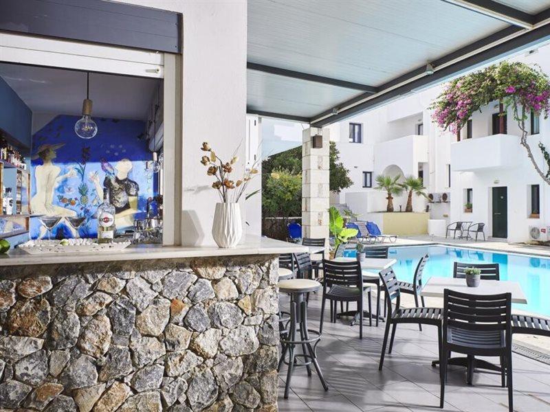 Eva Suites & Apartments Agia Marina  Exterior photo